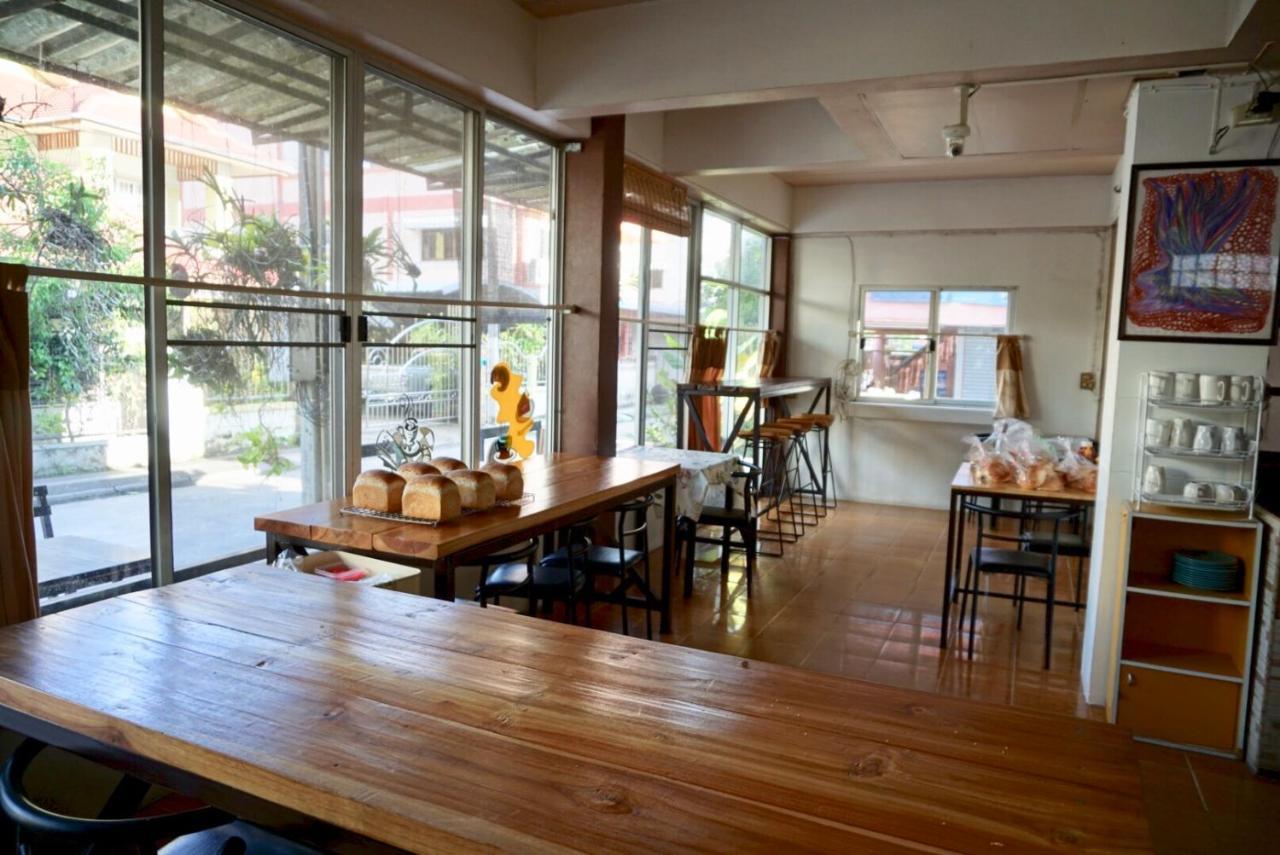 Tourist Inn Chiang Rai Exteriör bild
